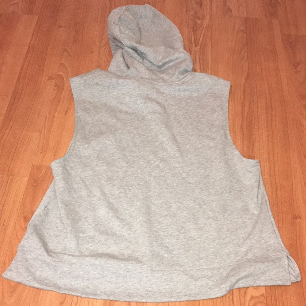 Adidas sleeveless hoodie gray size M EUC - Picture 8 of 8